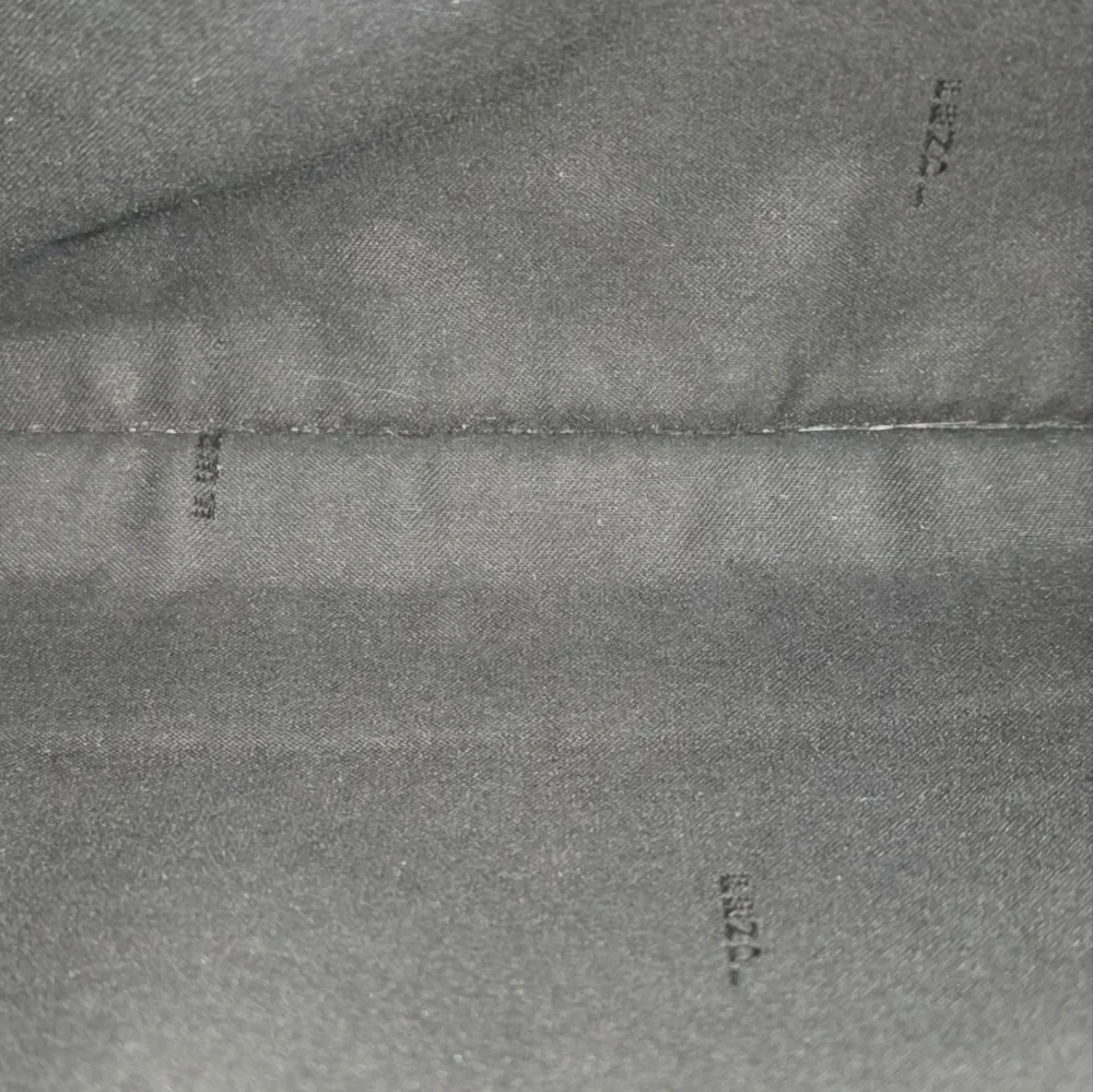 Fendi ROMA THINK Navy and Red Logo Clutch - Picture 7 of 8